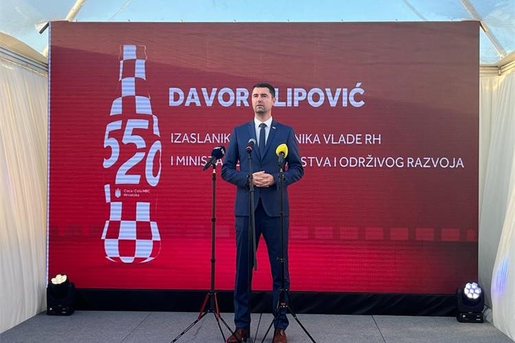 Slika /slike/Vijesti/2022/Coca-Cola 2.jpg